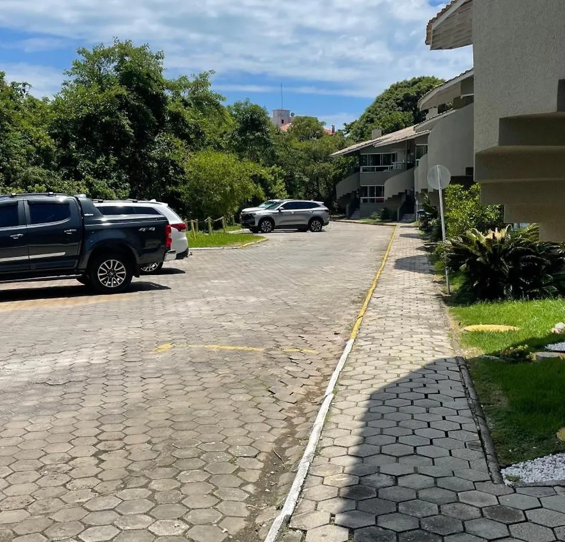 Apto Terreo A 100Mts Do Mar Bombinhas 0*,  Brasil